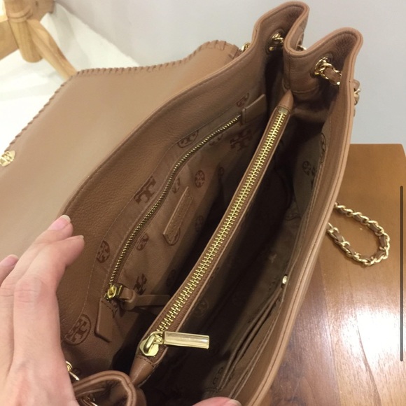 Tory Burch Marion Flap Shoulder Bag - Picture 3 of 4